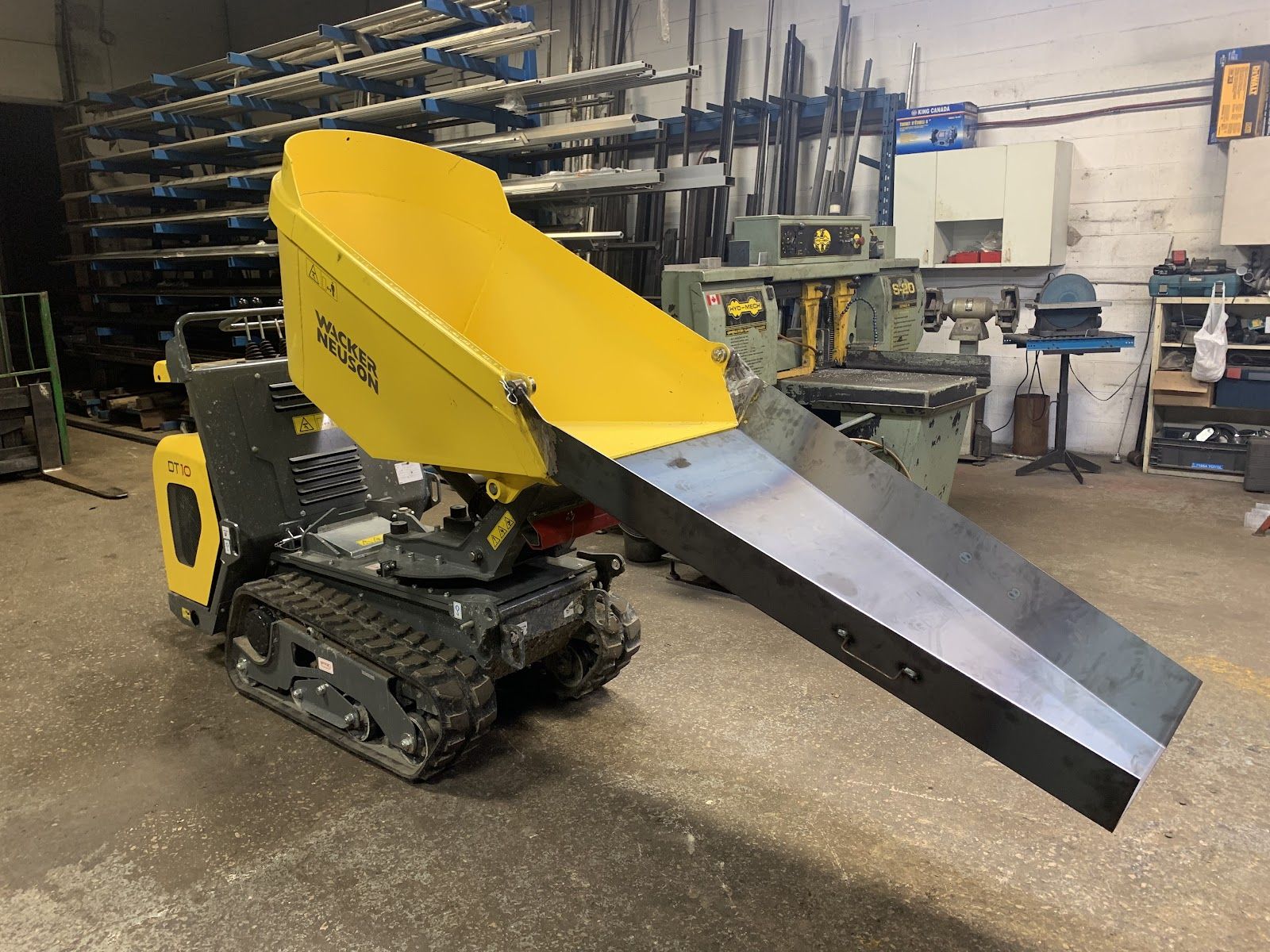 WINDSOR METAL SERVICES