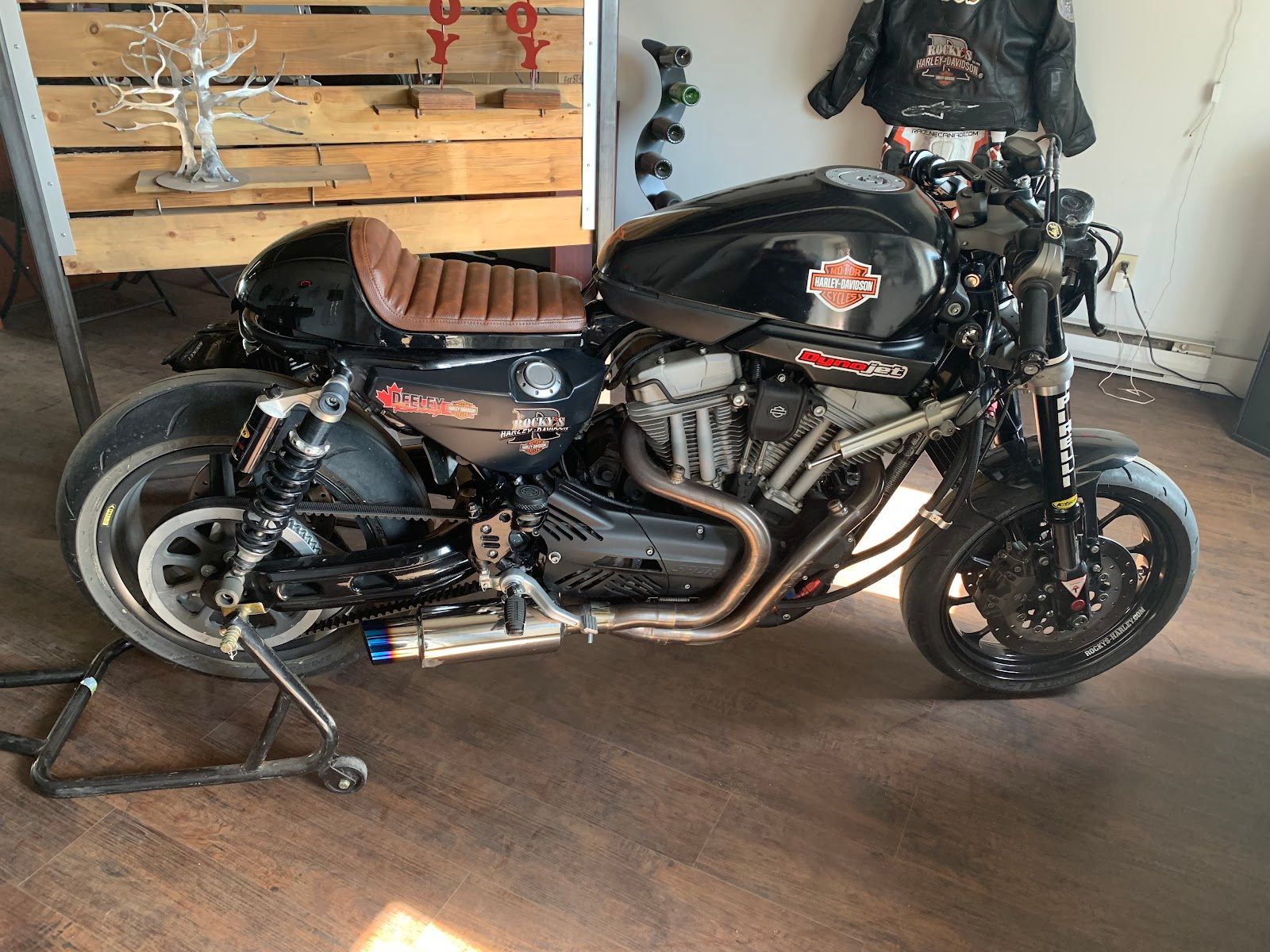 H Squared Custom Fabrication highlights