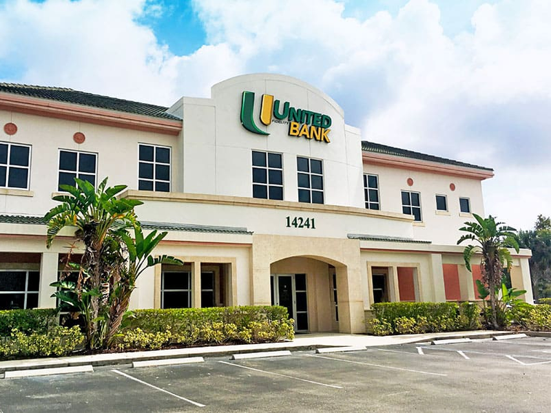 United Fidelity Bank Metro Parkway Banking Center in Fort Myers, Florida
