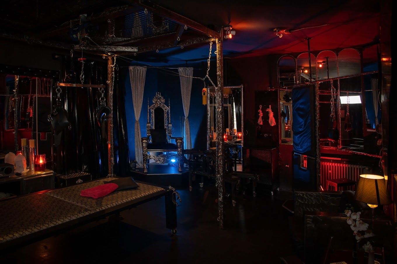 Bizarr Studio Schwarz