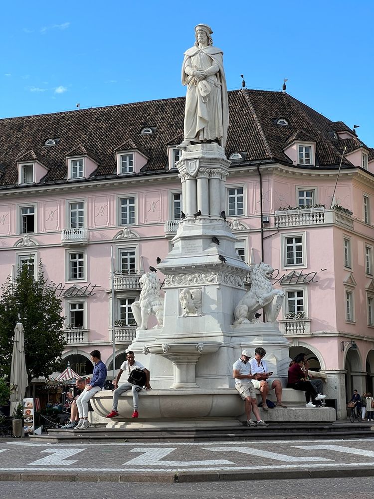 fountain in square