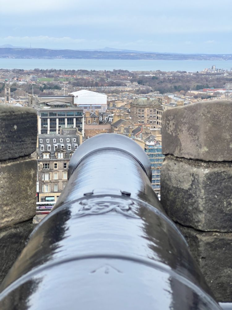 view from castle above Edinburgh