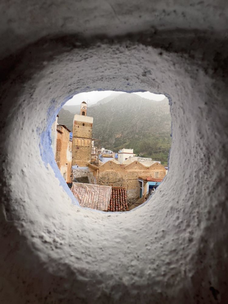 town through hole in wall