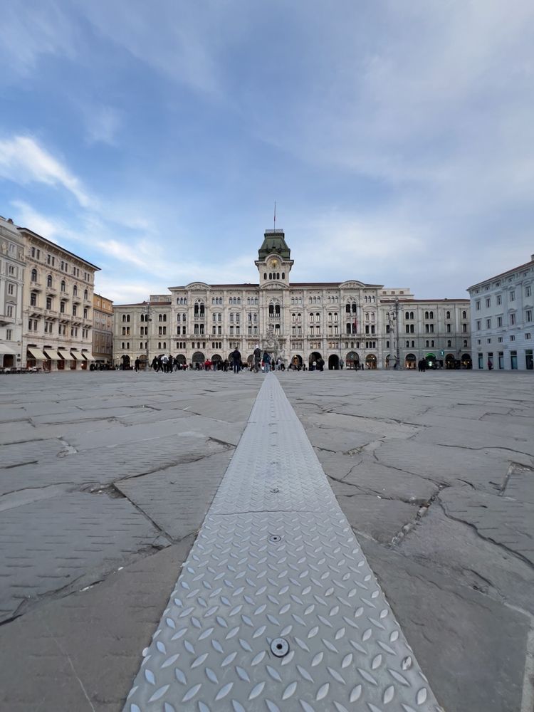 italian piazza