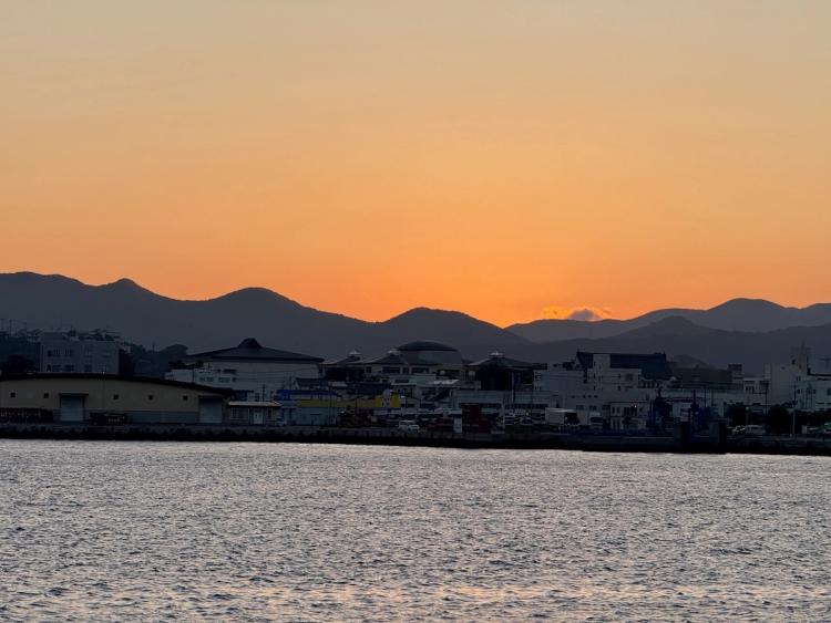 mountain silhouette at sunset