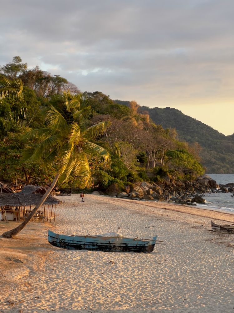 boat on beach