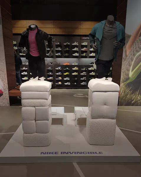 Вхідна зона Nike (вул. Хрещатик)