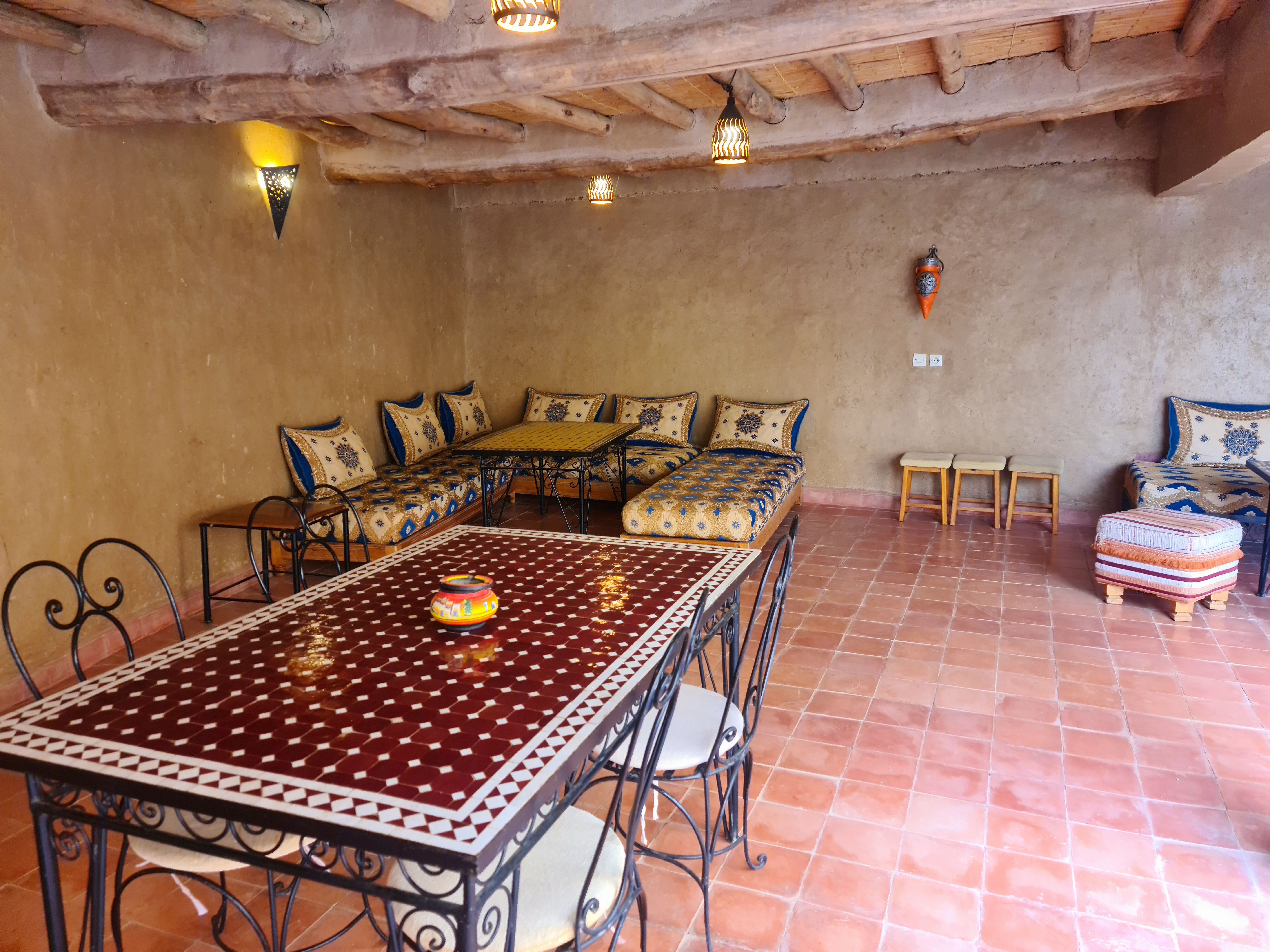 Espace repas piscine (1)