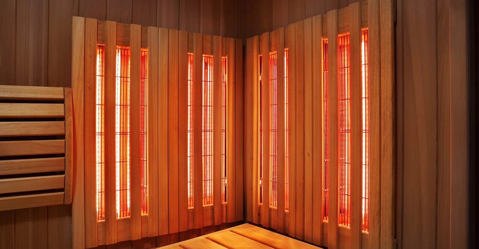 What is the difference between a Finnish sauna and an infrared sauna?