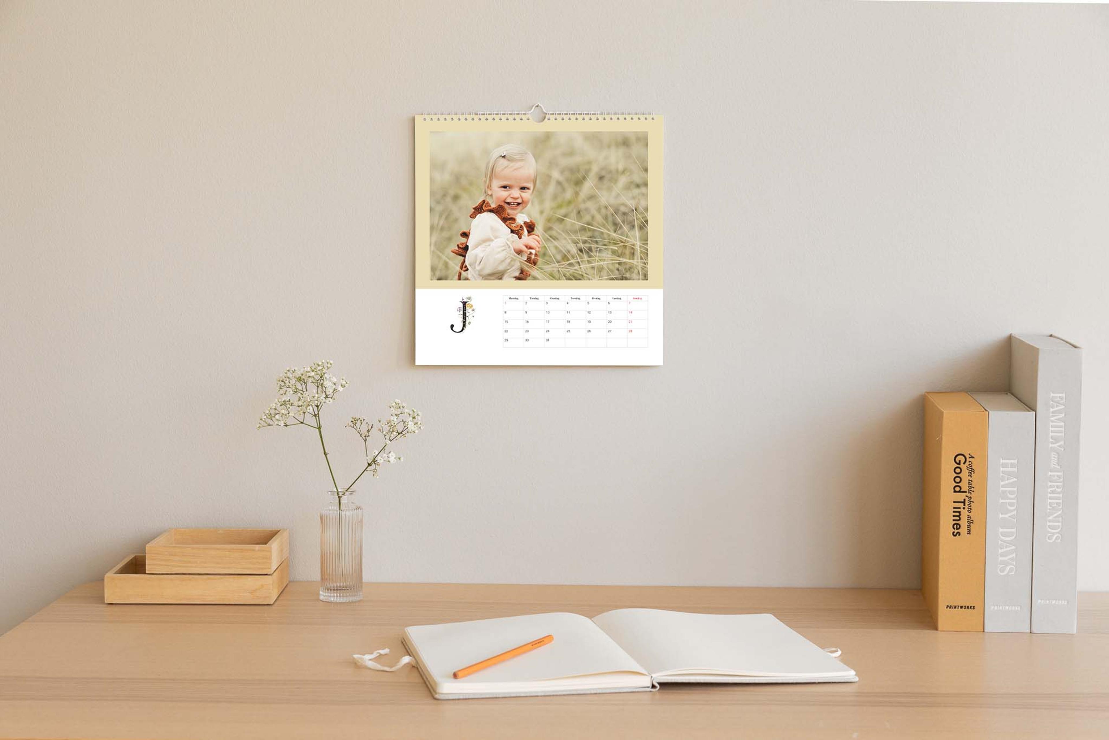 Fotokalender 2024 fra Elite foto på vegg