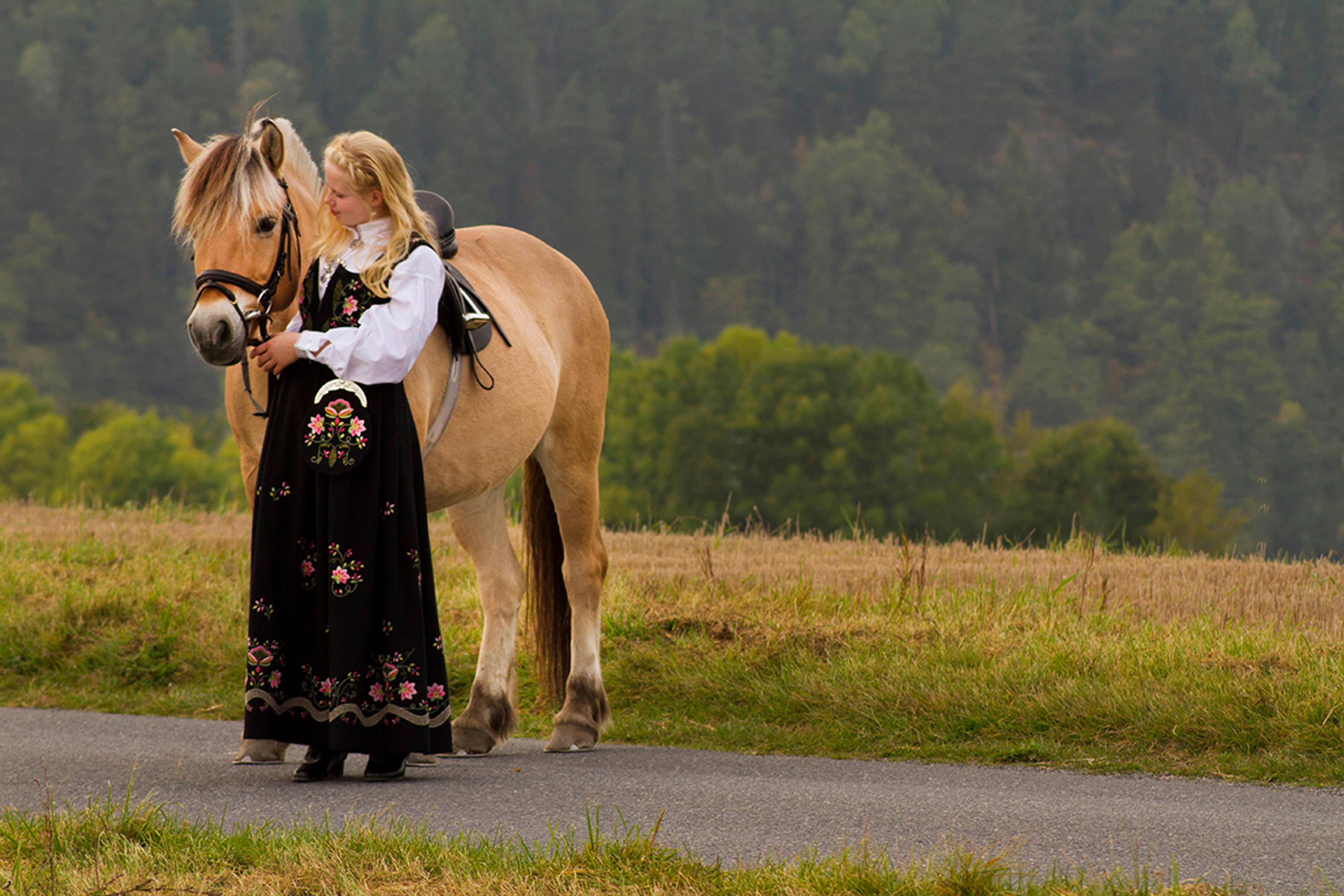 Invitasjon til konfrimasjon fra Elite Foto