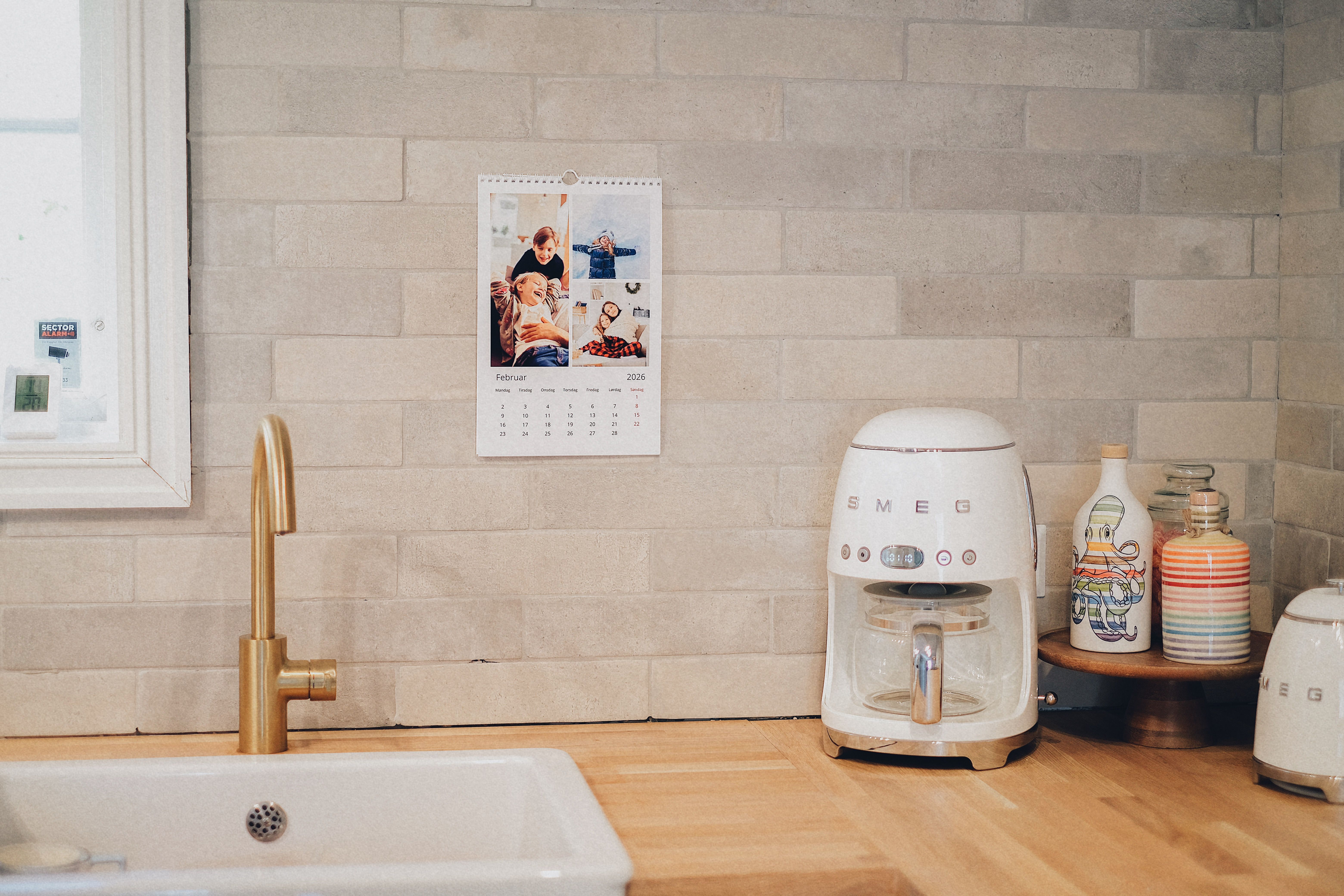 Fotokalender med bilder av barna
