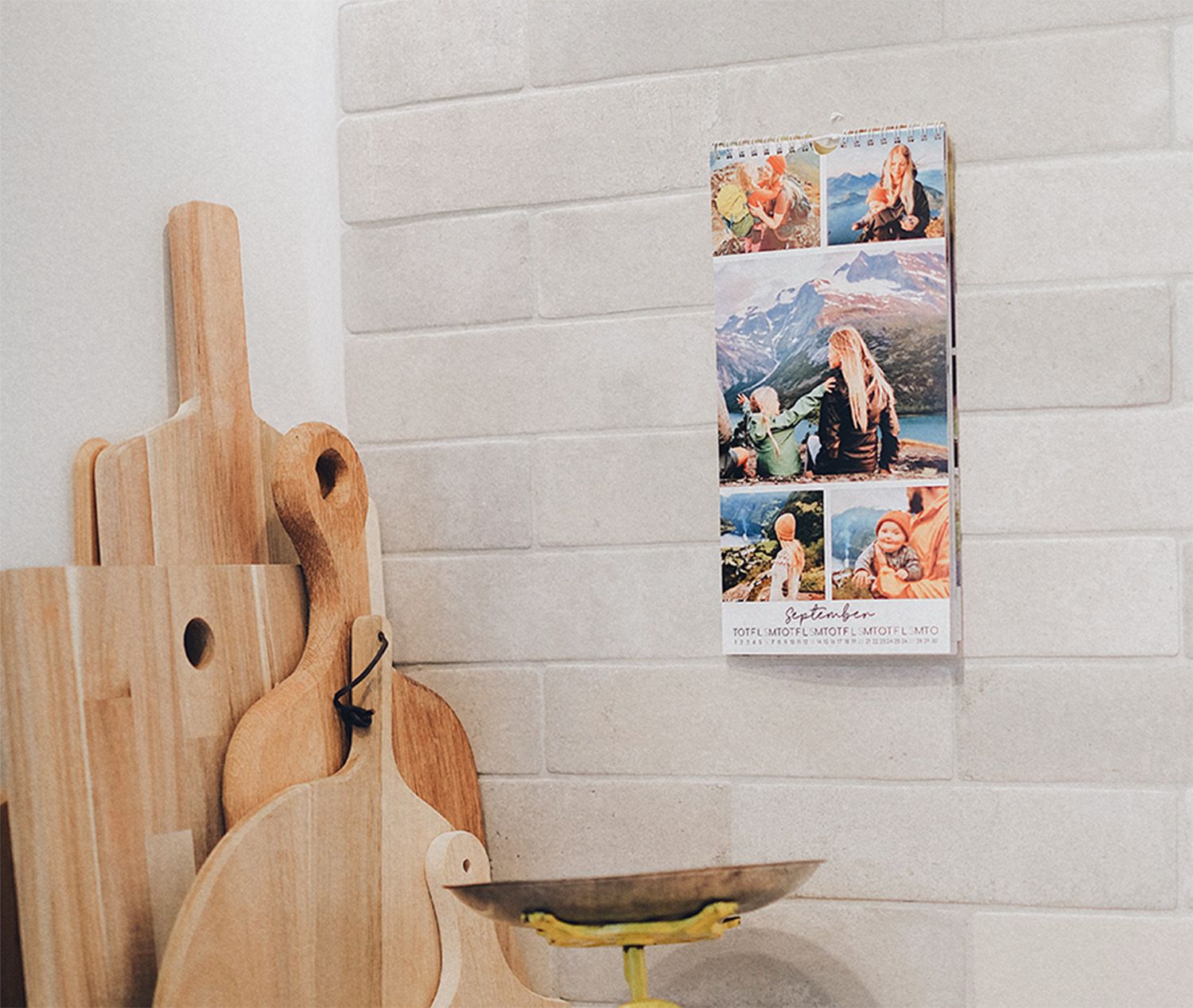 Fotokalender med bilder av barna