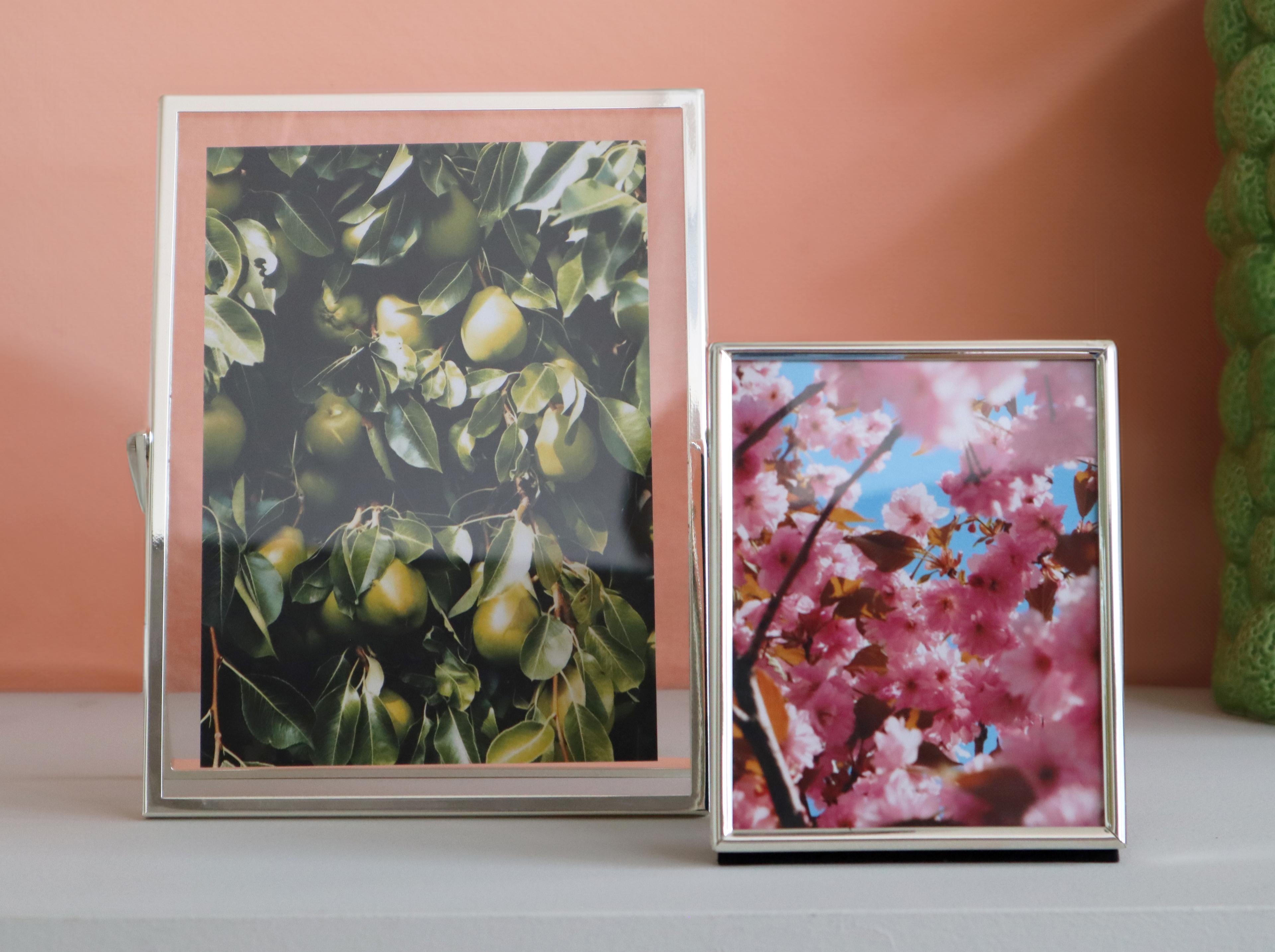 Bilde av far og datter i et scrapbook album