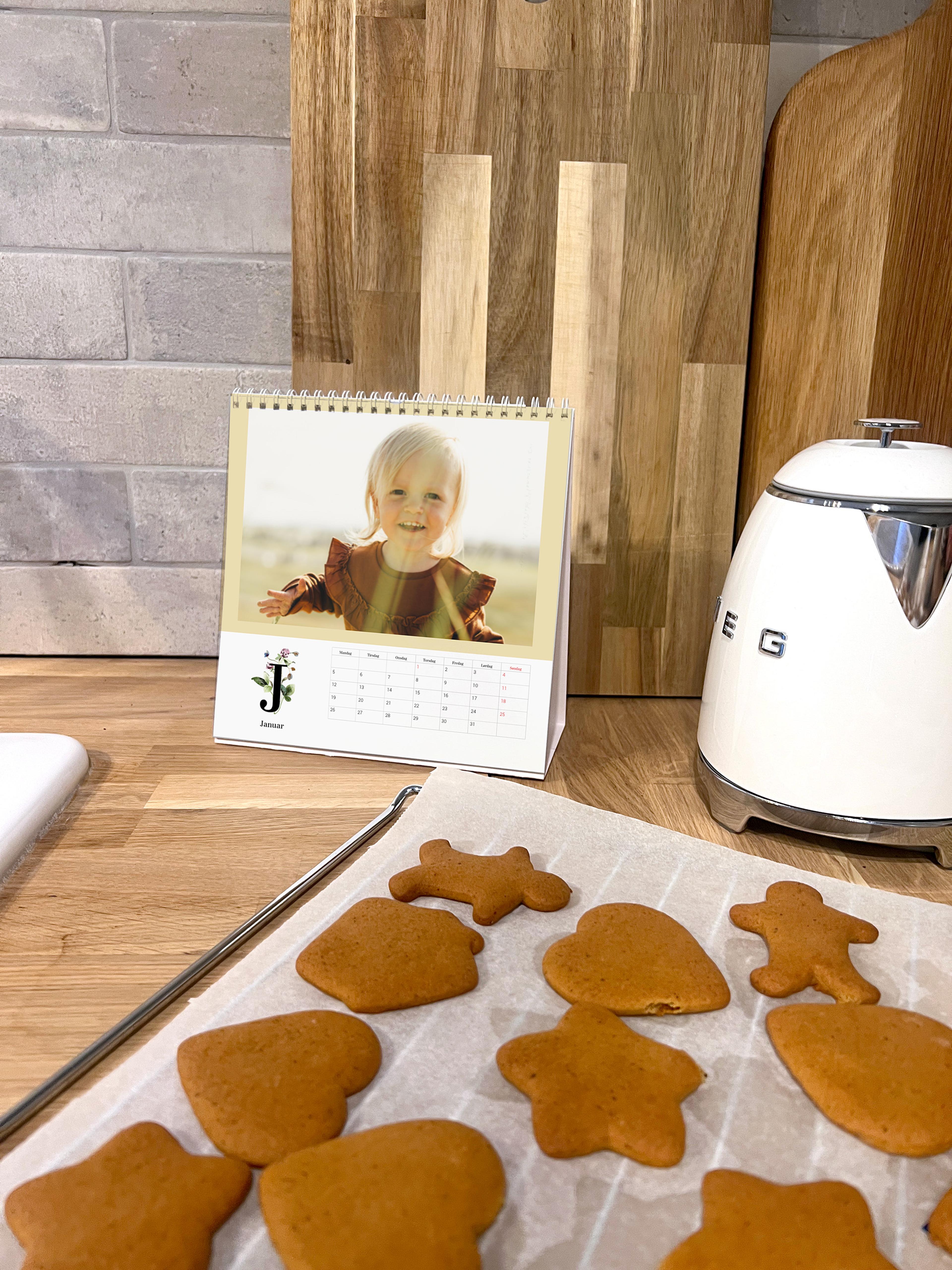 kalender for kontorpulten eller kjøkkenet