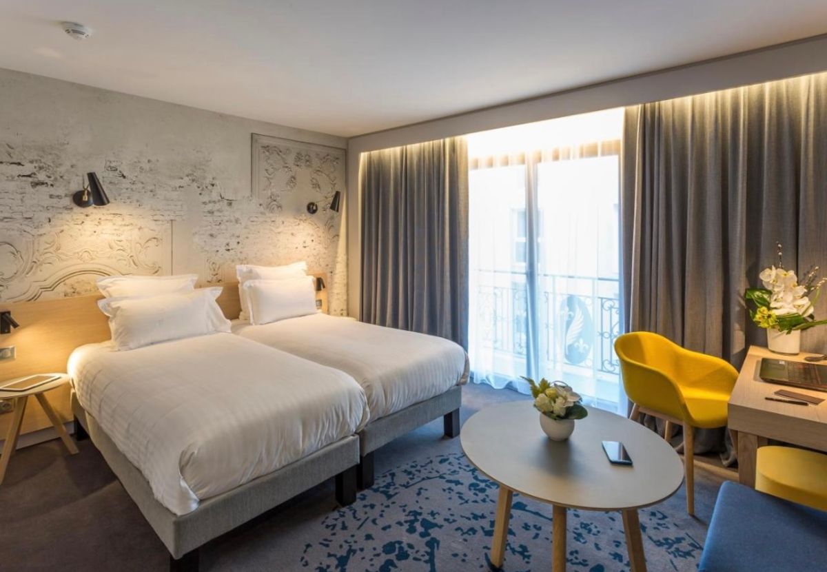 Sylwester na lazurowym wybrzeżu za 1880 zł!🇫🇷 (luksusowy hotel z krytym basenem, wylot z Wrocławia)