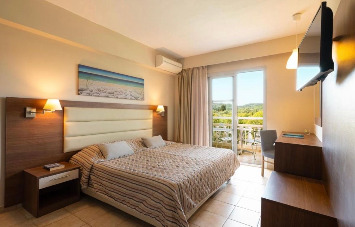 Korfu na 6 dni za 850 zł🏝️🇬🇷 (w cenie: loty+ hotel ze śniadaniami+ transfer)