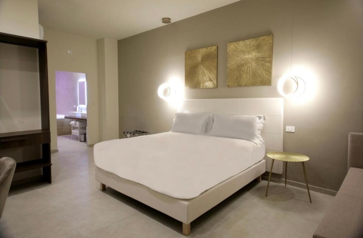 Tydzień we Włoszech za 1363 zł W cenie samochód, loty z Krakowa oraz apartament z jacuzzi i śniadaniami!🥐🇮🇹🏝️