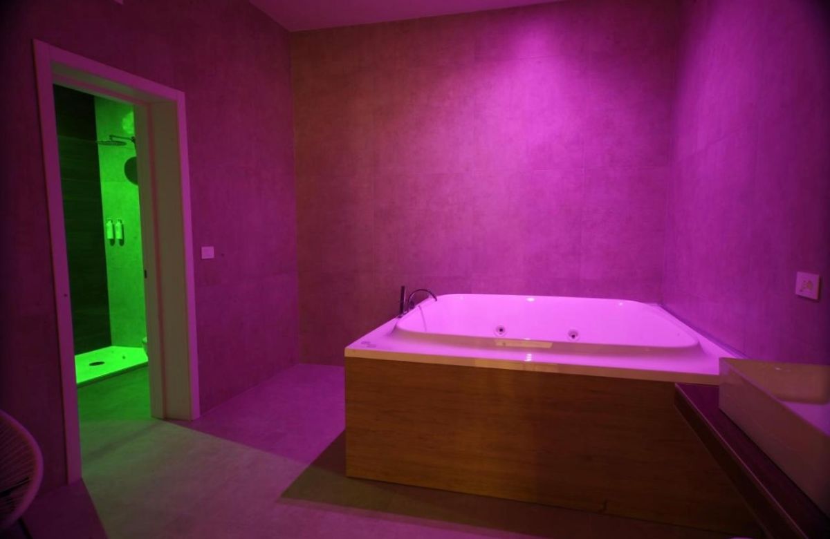 Tydzień we Włoszech za 1363 zł W cenie samochód, loty z Krakowa oraz apartament z jacuzzi i śniadaniami!🥐🇮🇹🏝️