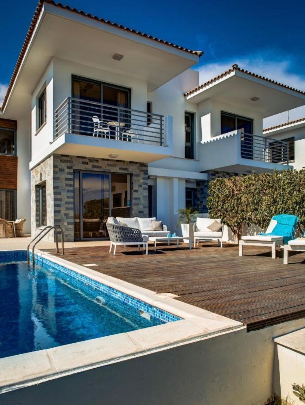 Cypr w 4* resorcie na Wielkanoc za 1657 zł🇨🇾 (w cenie: loty+hotel ze śniadaniami+transport)