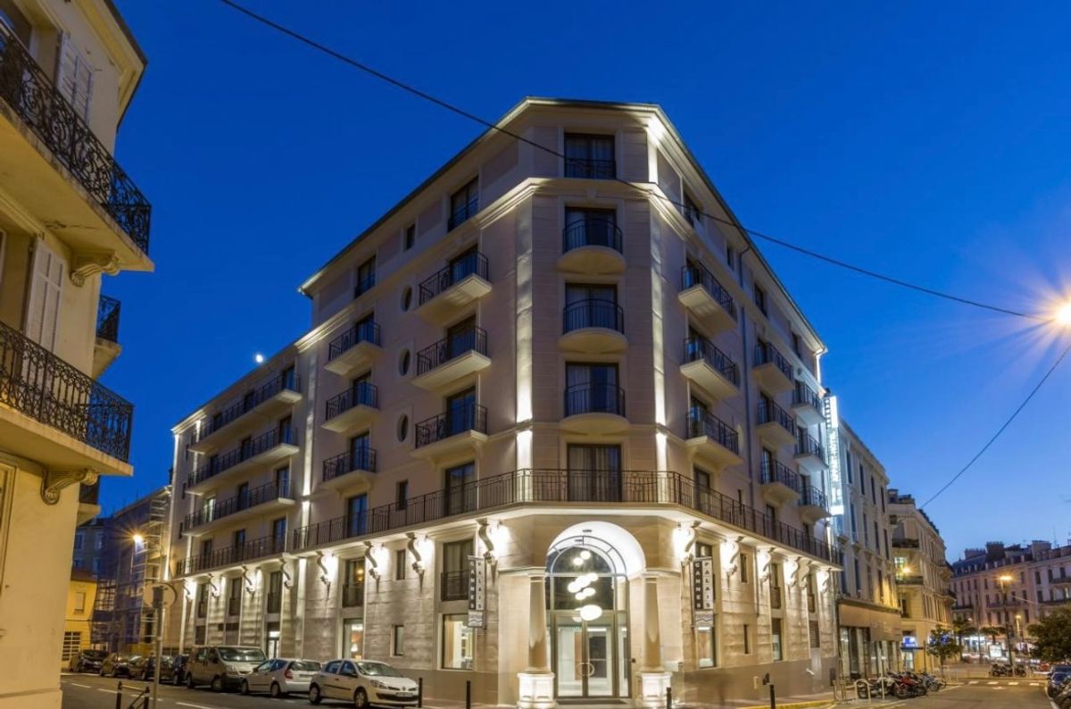 Sylwester na lazurowym wybrzeżu za 1880 zł!🇫🇷 (luksusowy hotel z krytym basenem, wylot z Wrocławia)