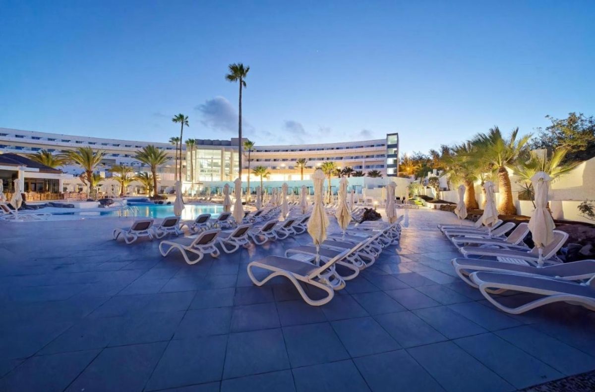 Fuertaventura All inclusive na 6 dni za 2299 zł🤩🇮🇨 (w cenie: Loty+Hotel+Transport)