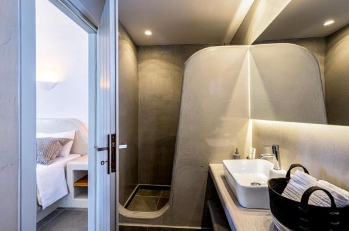 Santorini na 6 dni pod koniec sierpnia za 1749 zł🇬🇷🤩 (W cenie loty + hotel + transfer)