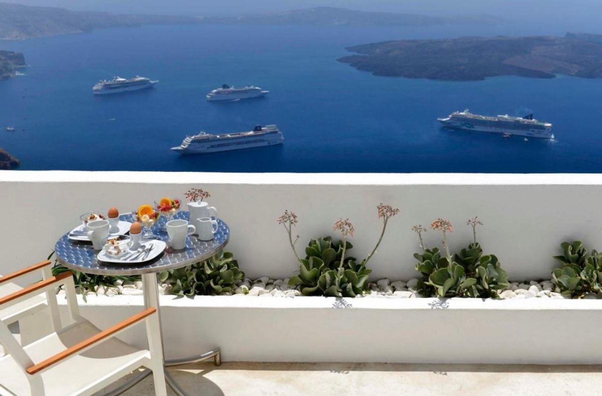 wakacje na Santorinii za 1479 zł!🇬🇷 (w cenie loty+ hotel+ transport)