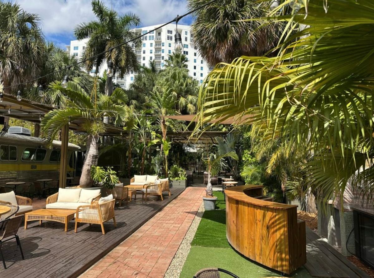🇺🇸 Sylwester w Miami za za jedyne 4437 zł! (11 nocy w 3* hotelu+ loty w cenie)