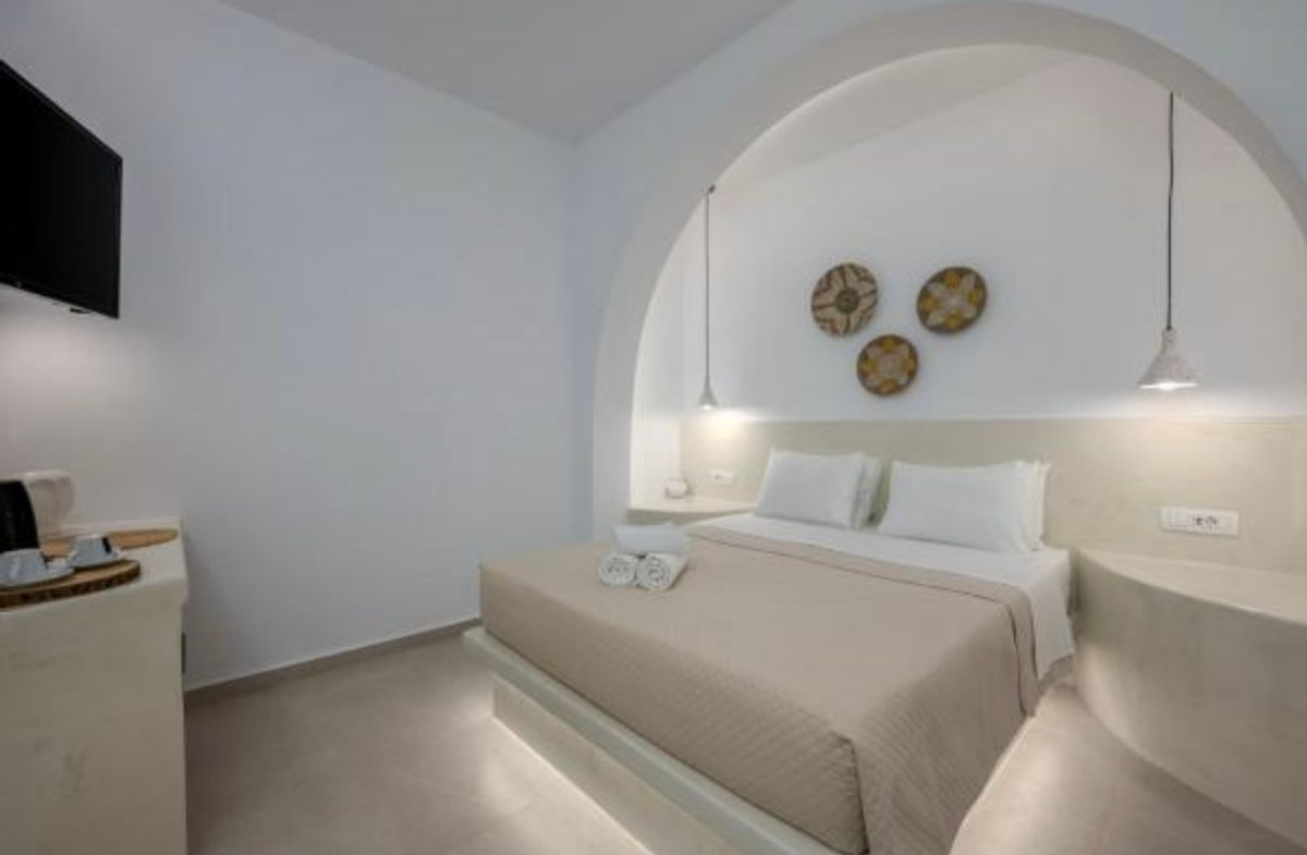 Santorini na 6 dni pod koniec sierpnia za 1749 zł🇬🇷🤩 (W cenie loty + hotel + transfer)
