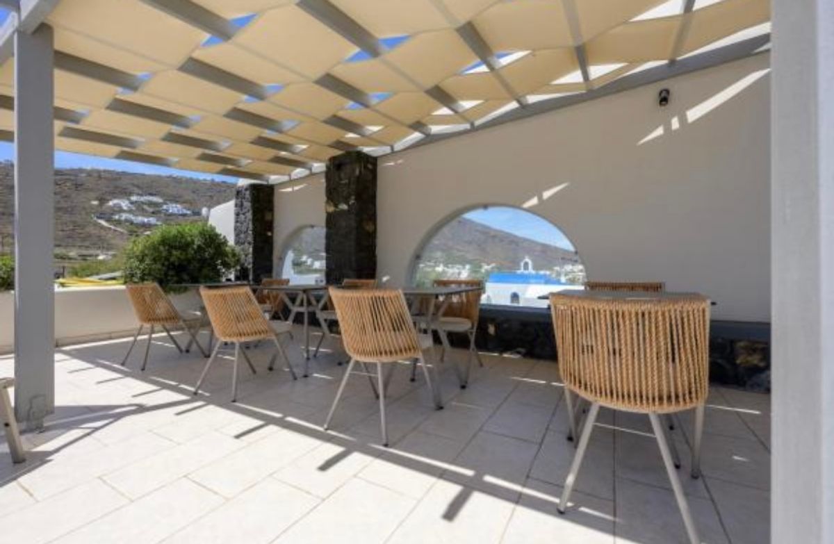 Santorini na 6 dni pod koniec sierpnia za 1749 zł🇬🇷🤩 (W cenie loty + hotel + transfer)