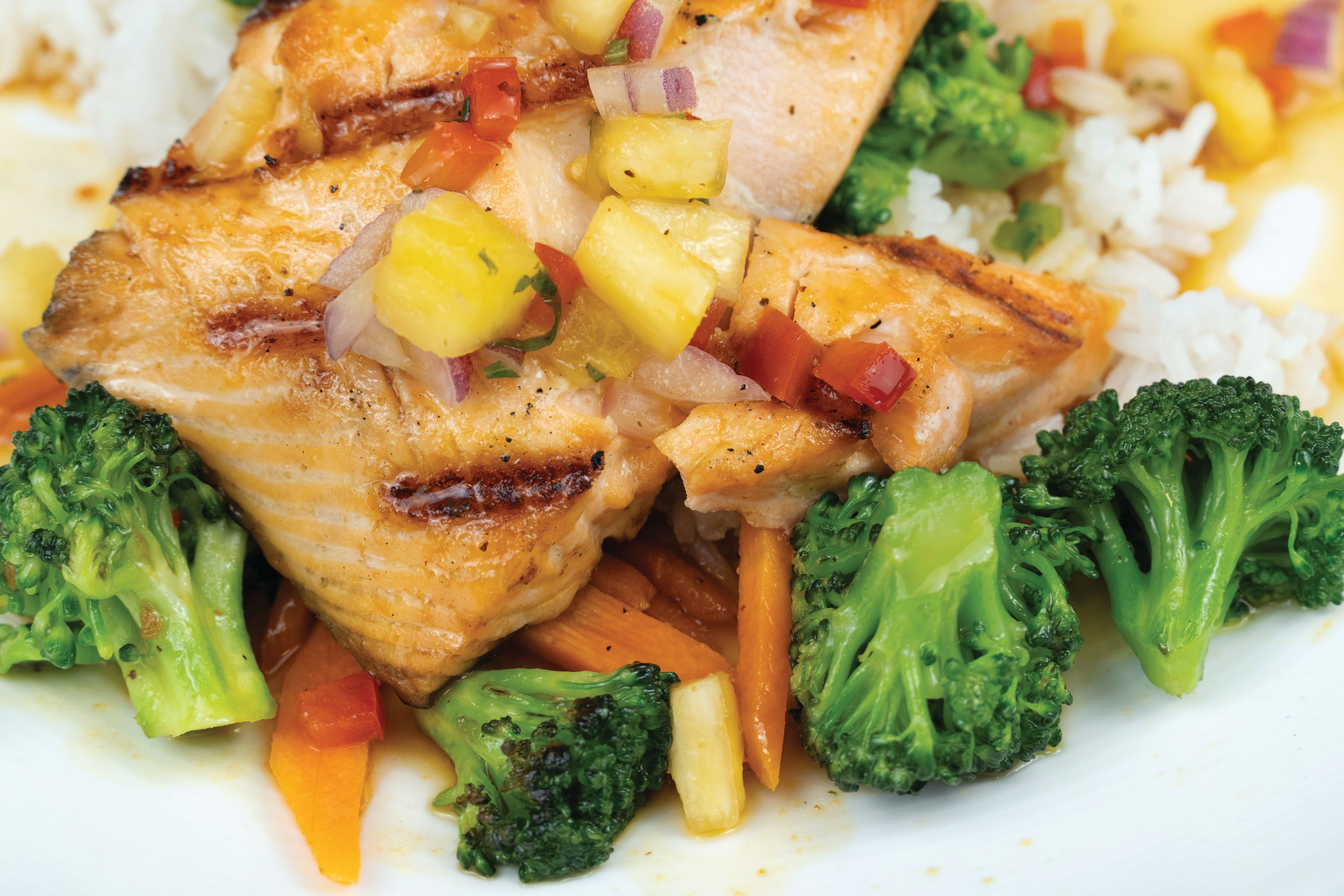 Saigon Salmon Entree