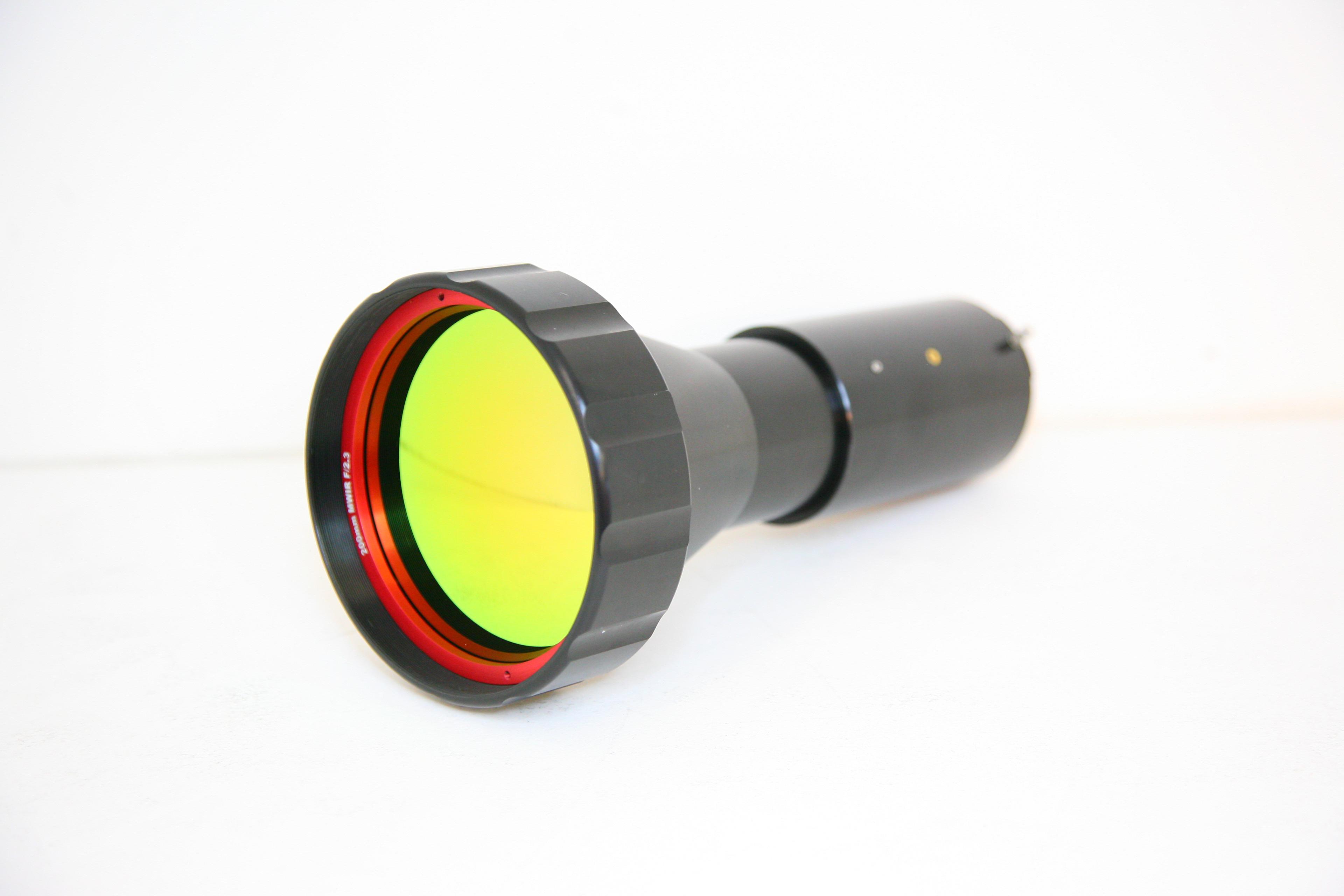 G&H StingRay MWIR 3–5 μm lens