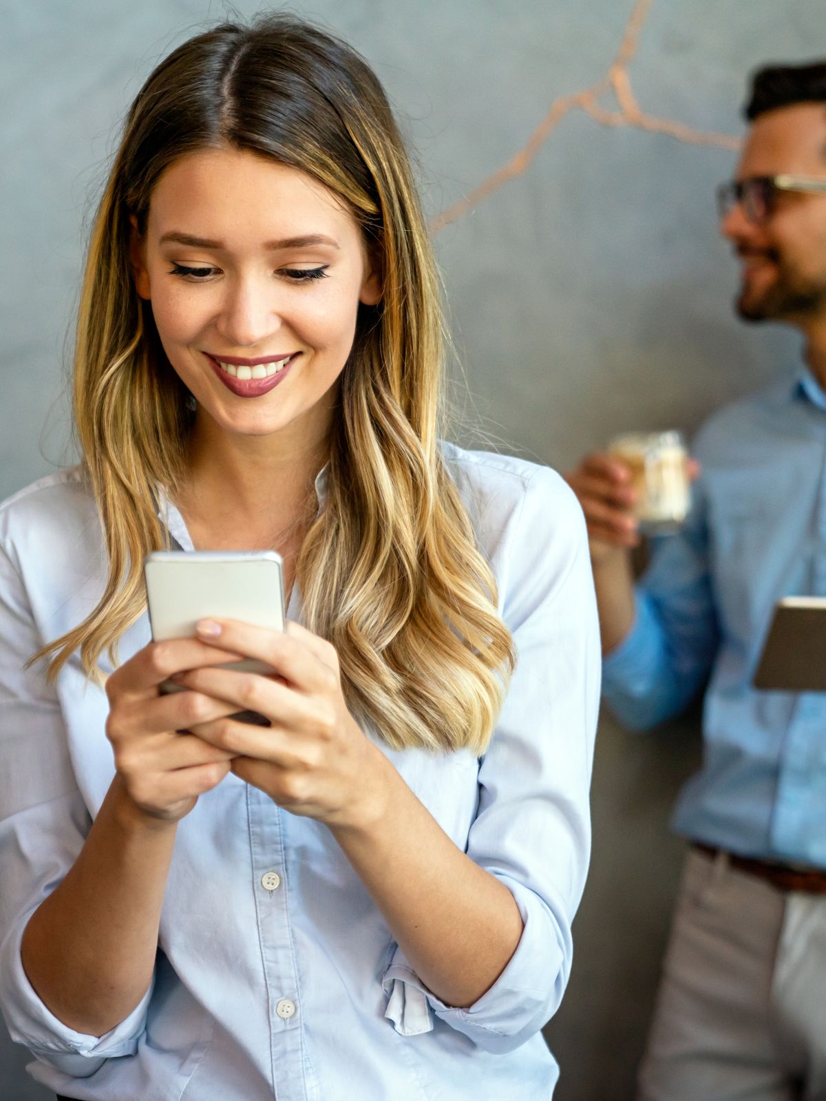 Konsijerž - Kontakt