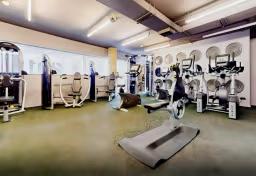 Stay active with a fully equipped fitness centre at Highbury Residence, designed for students living in London.