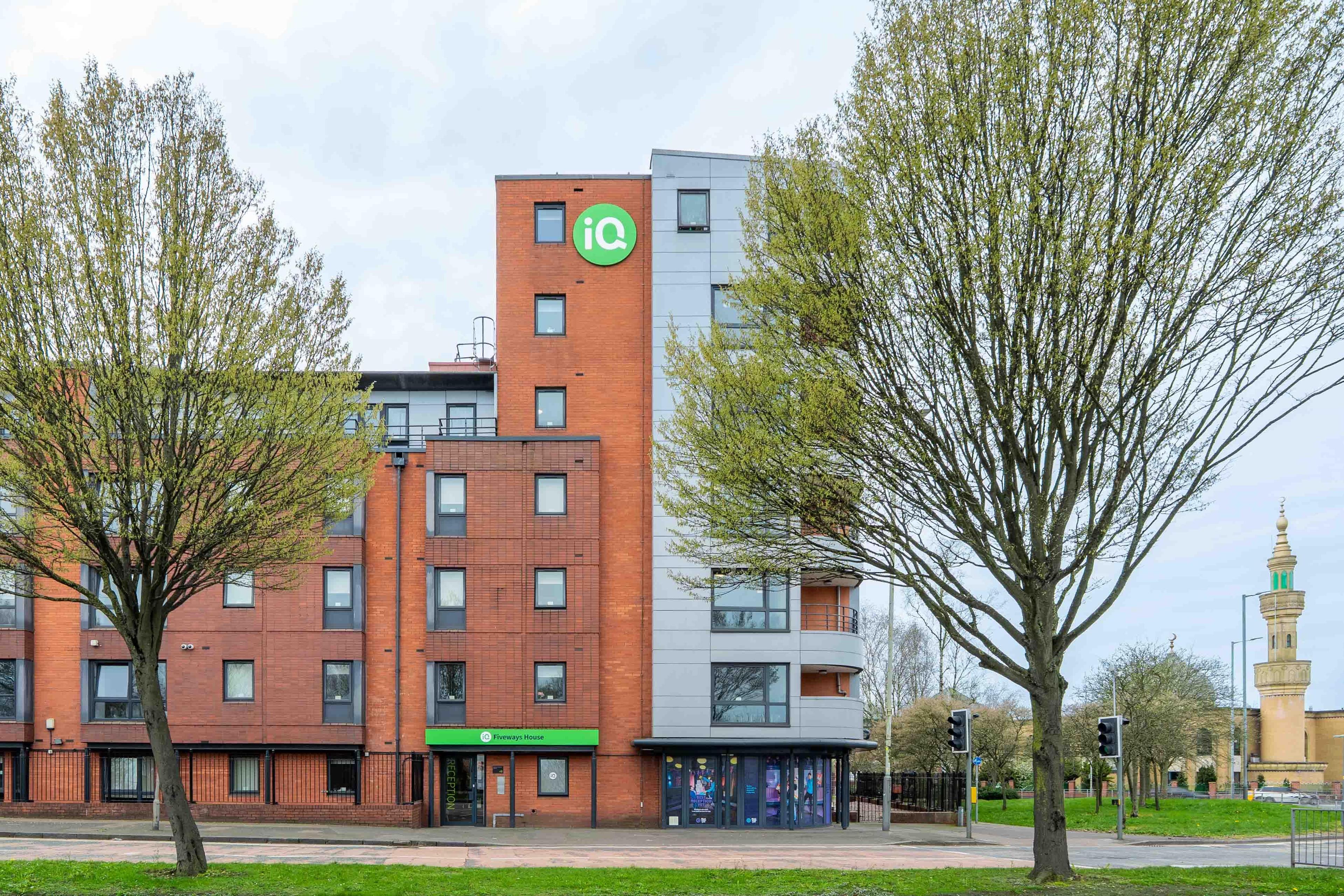 iQ Fiveways House
