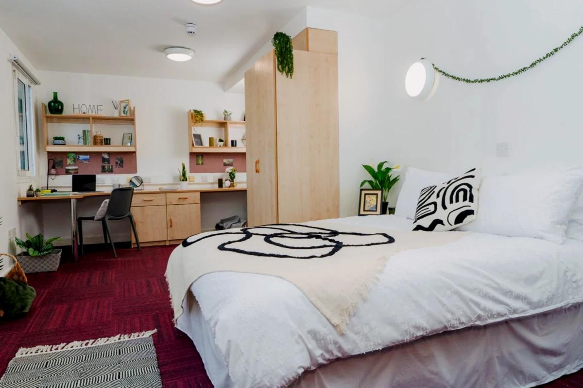 Property preview 4