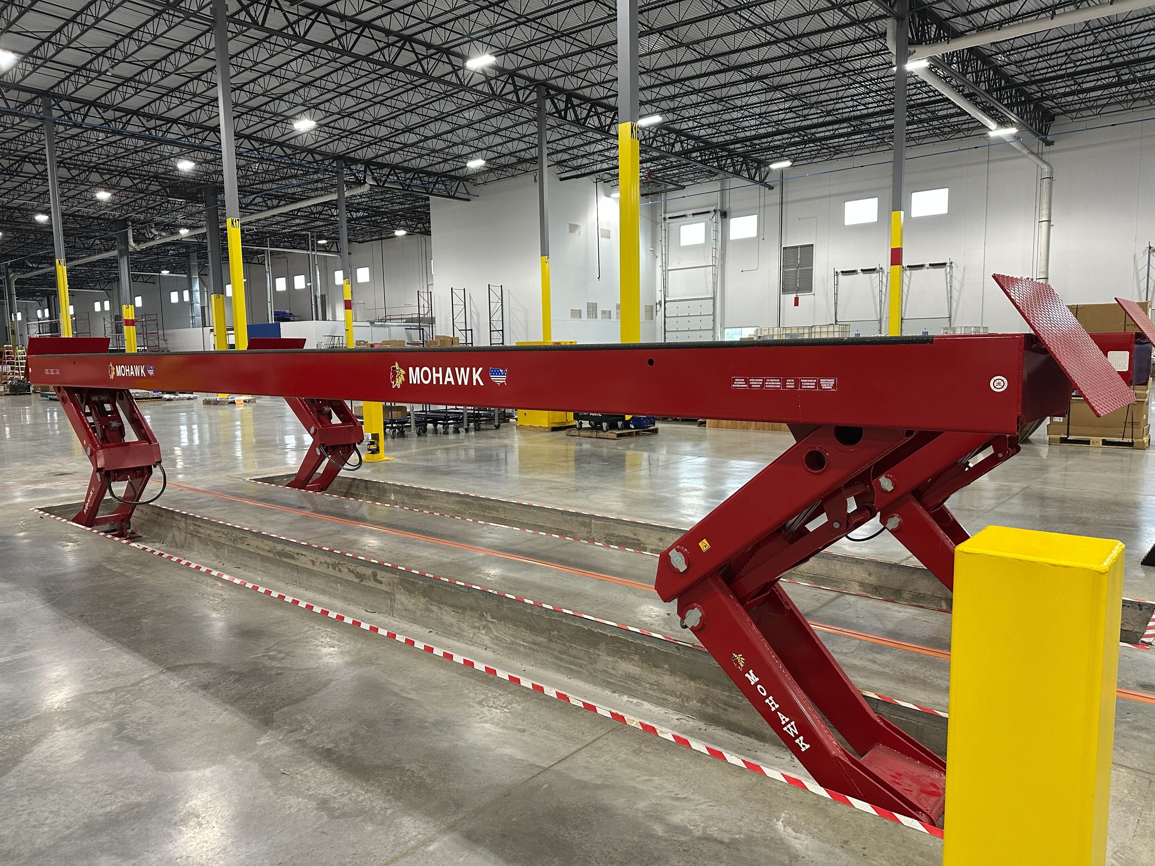 Power Up Your Shop with the 2022 Mohawk 40,000 lb. Lift