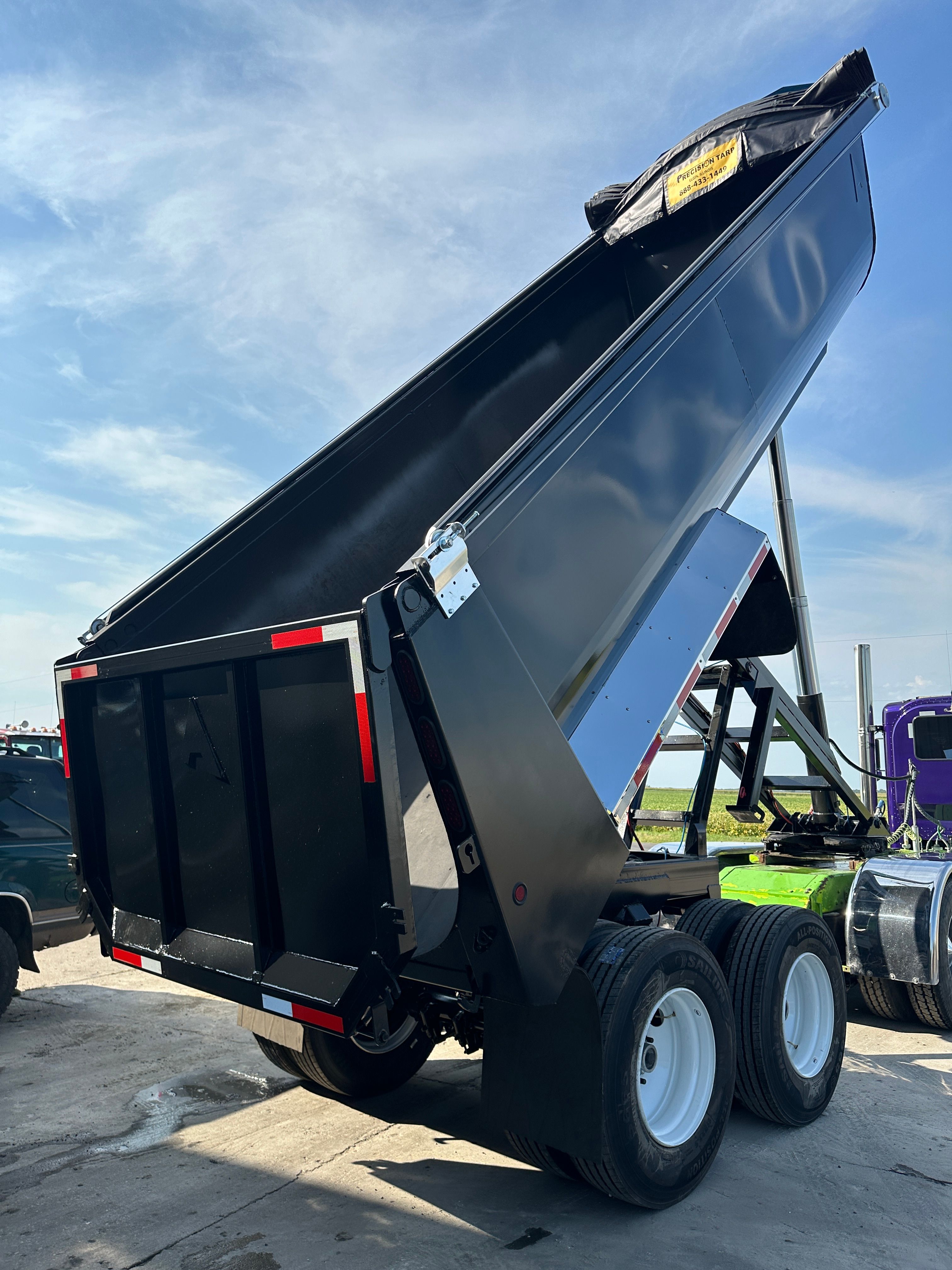 Full-Frame Dump Trailers