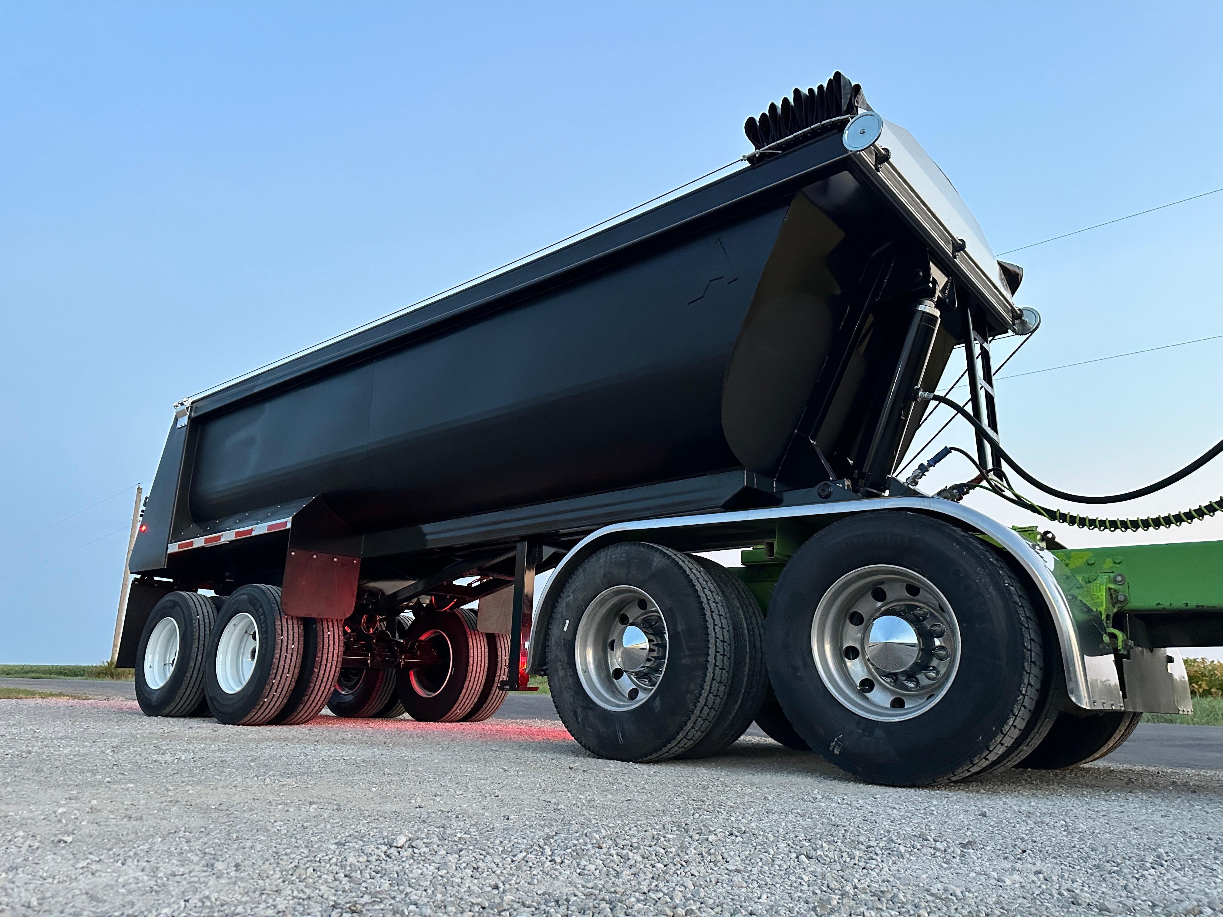 Alko dump trailer
