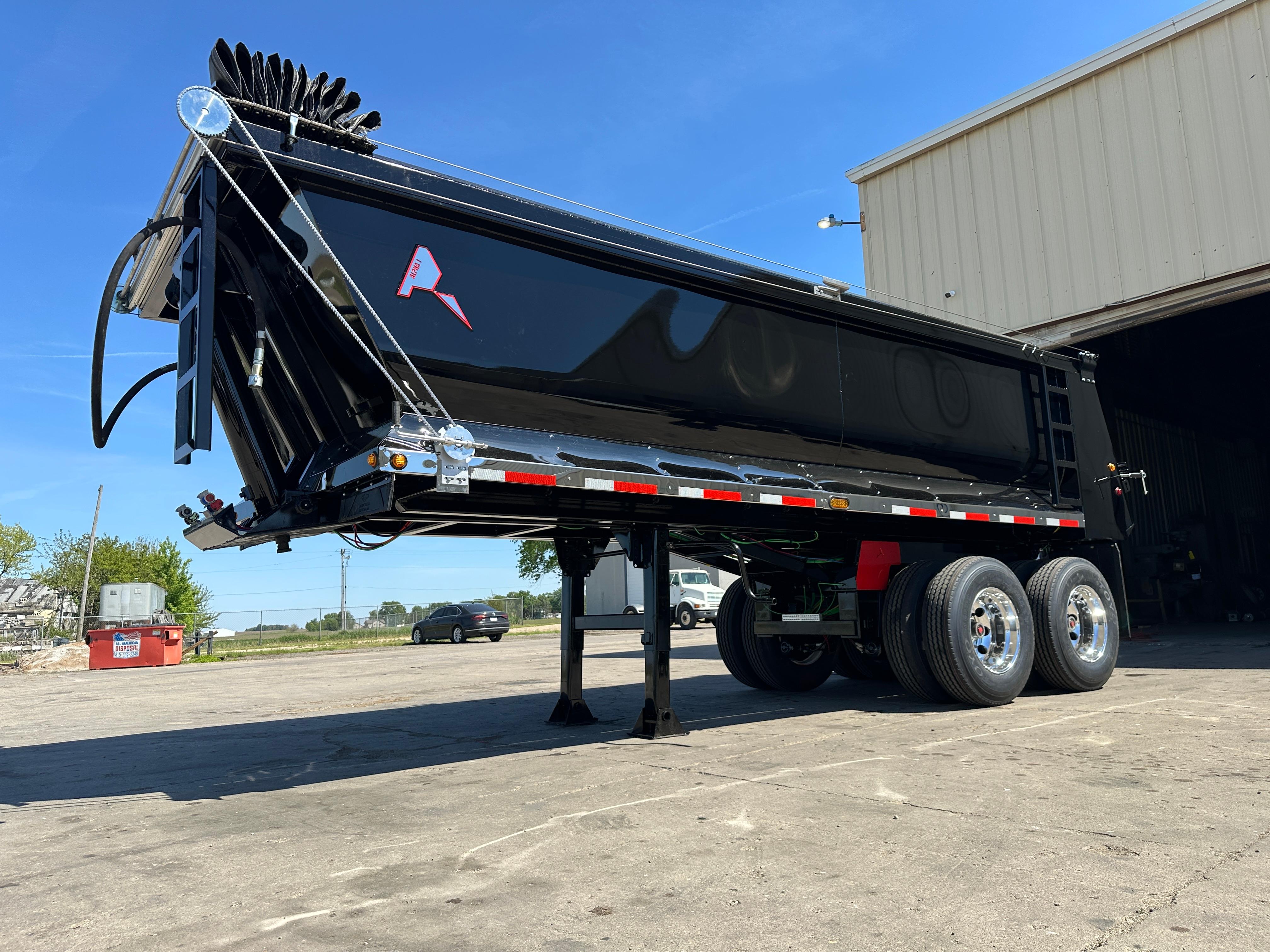 Dump trailers Cedar Rapids IA contractors use on jobsites, built by ALKO Manufacturing