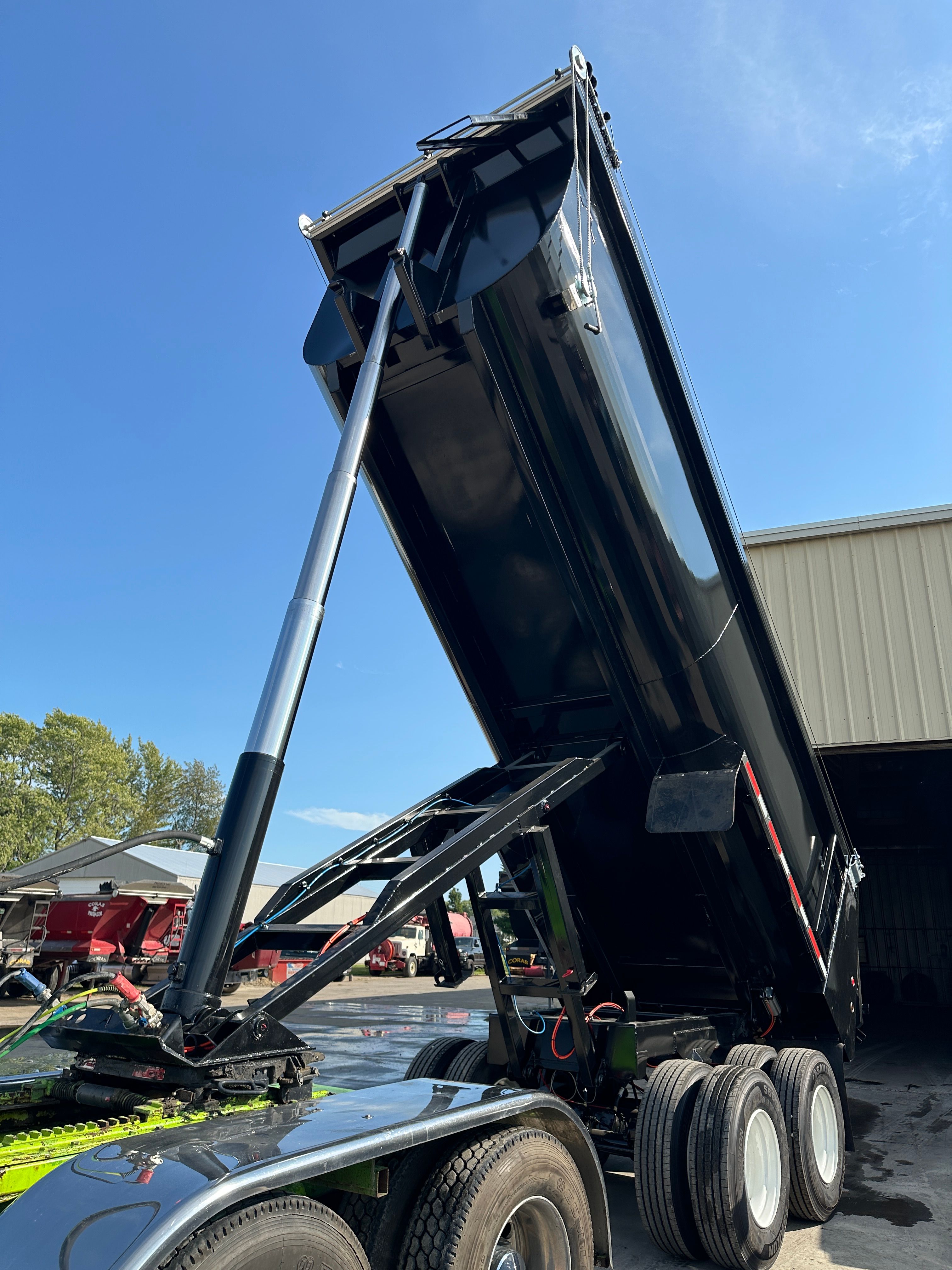 Full-Frame Dump Trailers