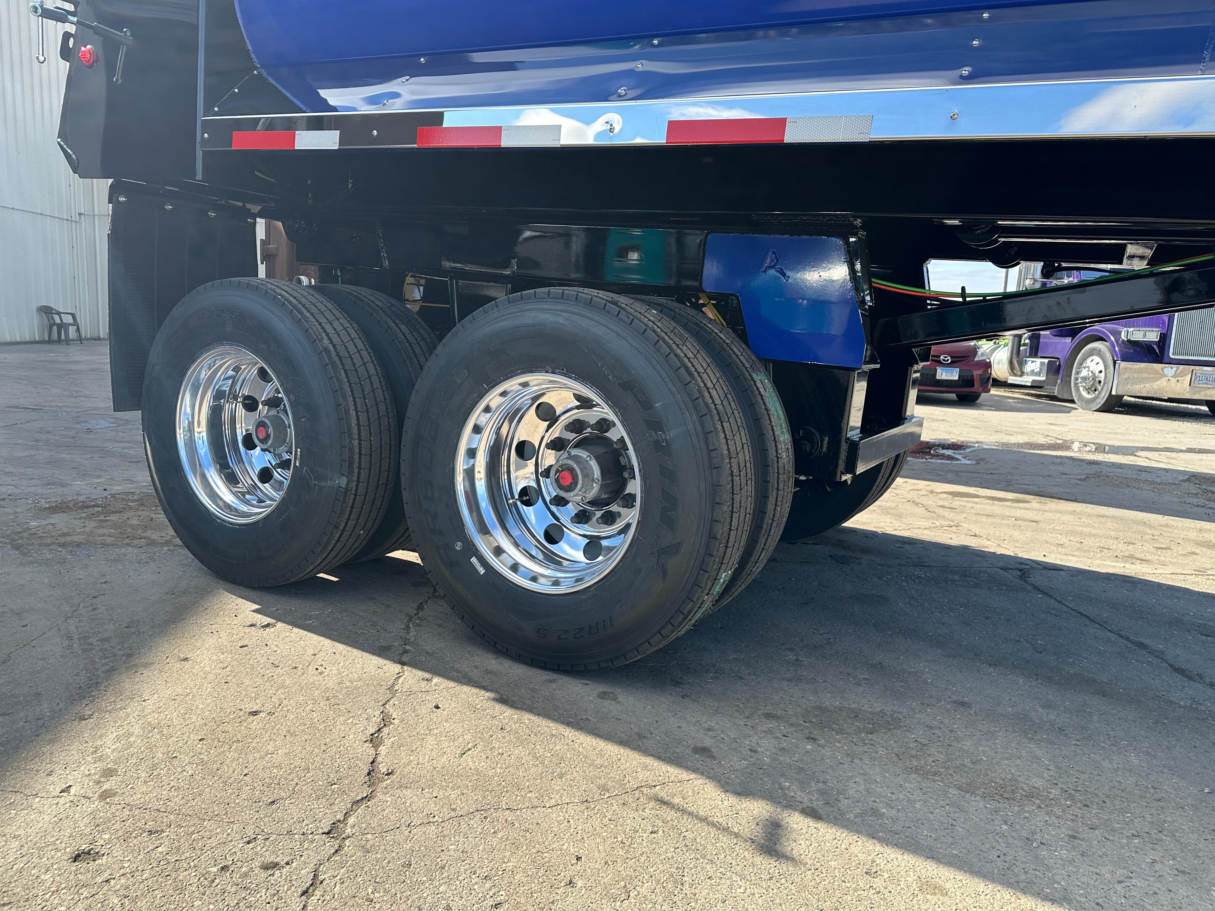 Dump trailers Cedar Rapids IA contractors use on jobsites, built by ALKO Manufacturing