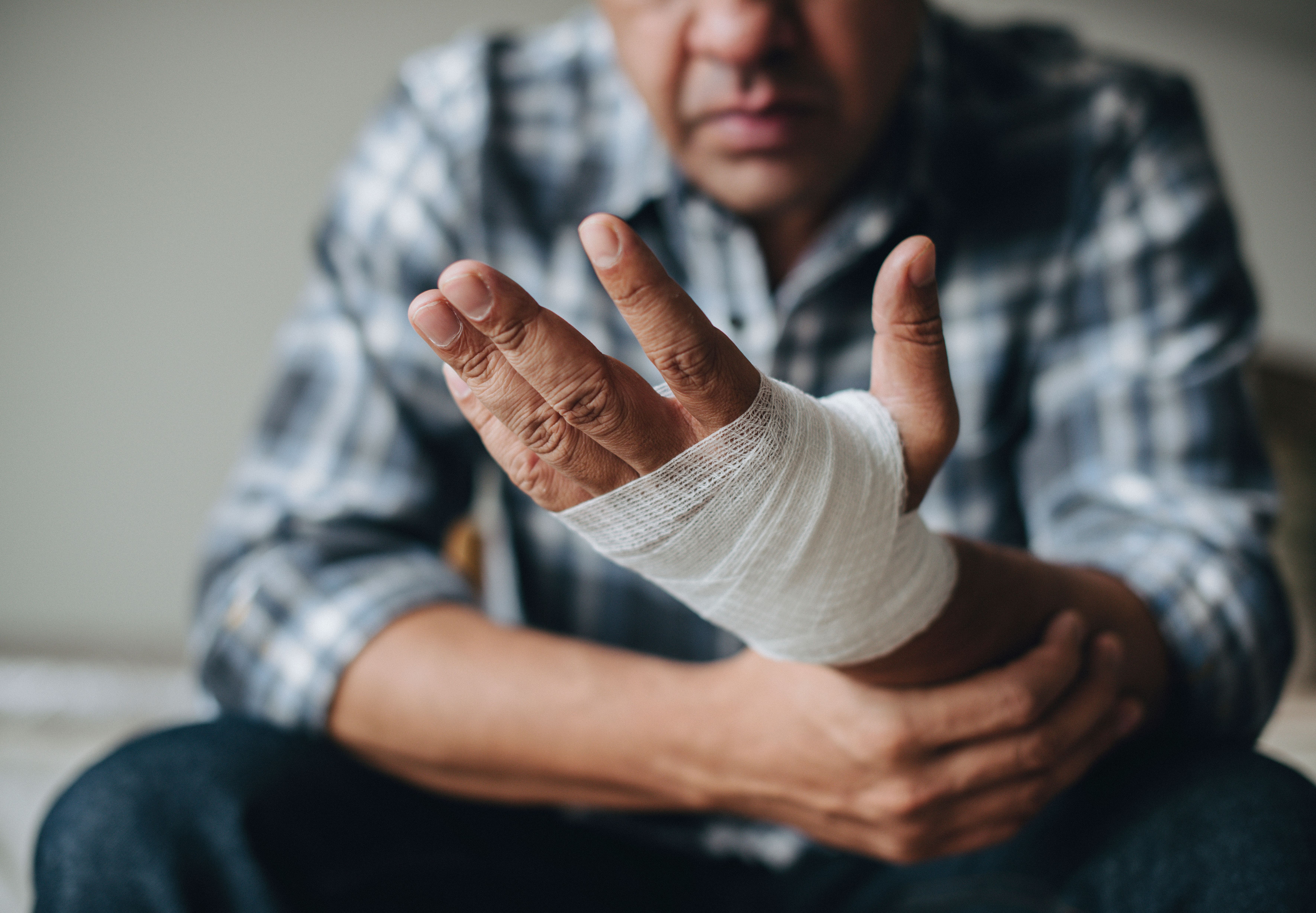 Personal Injury Cases: Uncovering Key Evidence with Stratejic Relationships