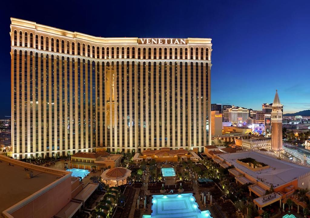 A Drowning in Las Vegas