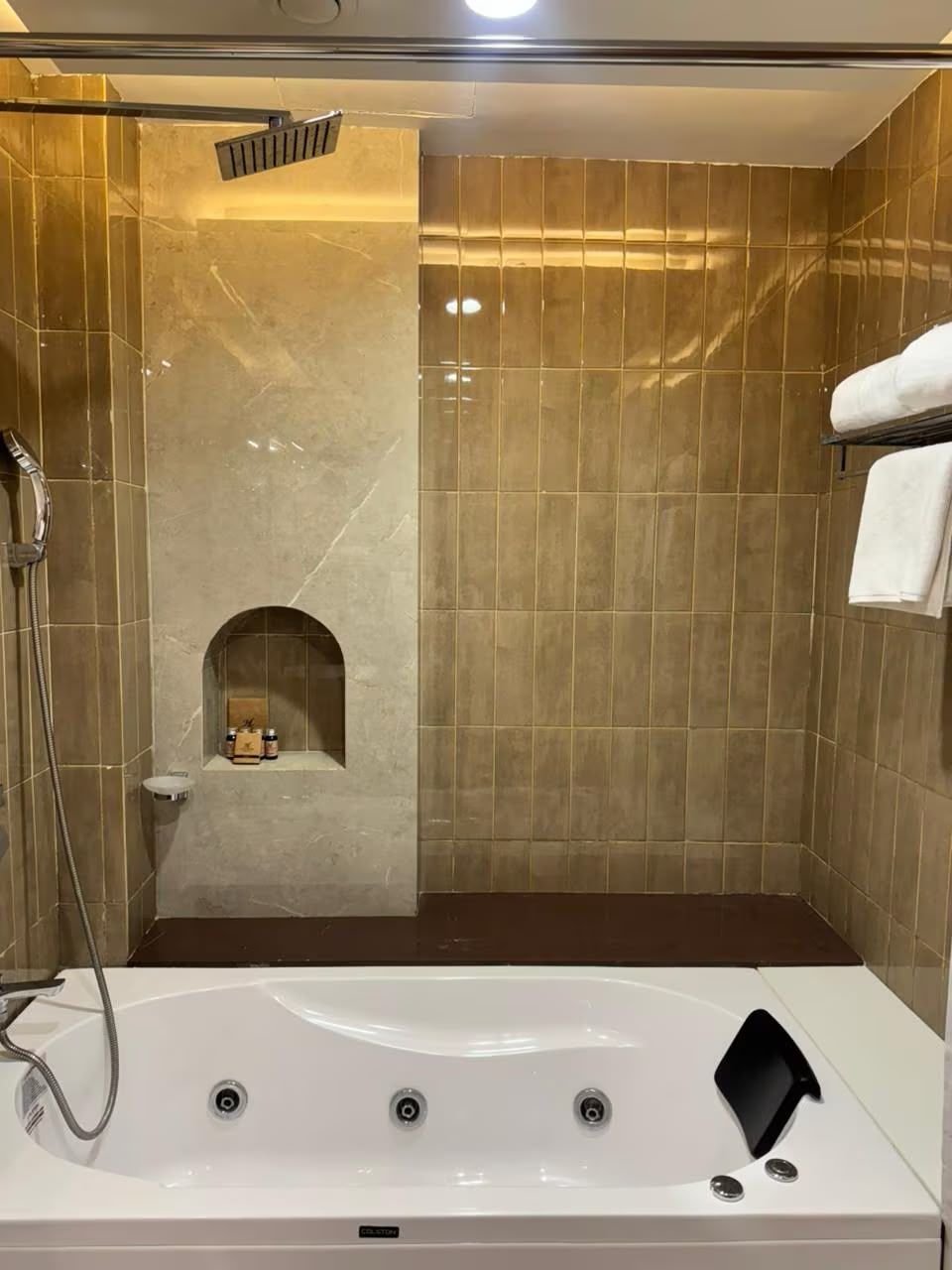 Hotel Lalit Imperial gallery image 2