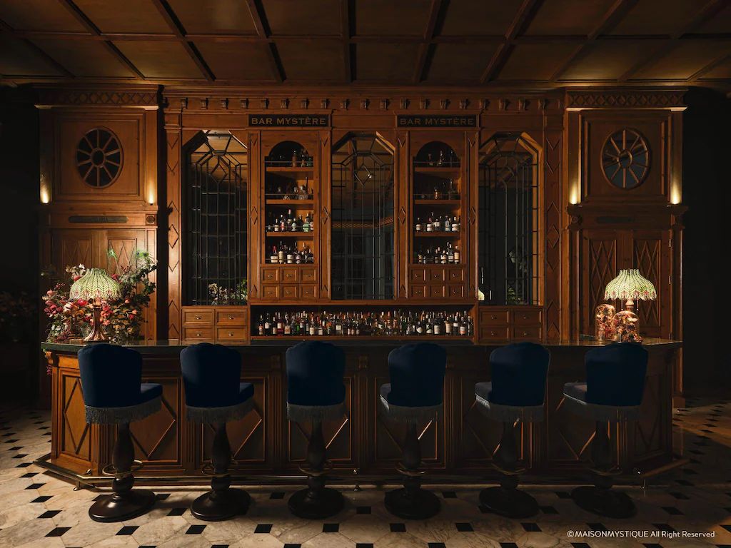 Maison Mystique