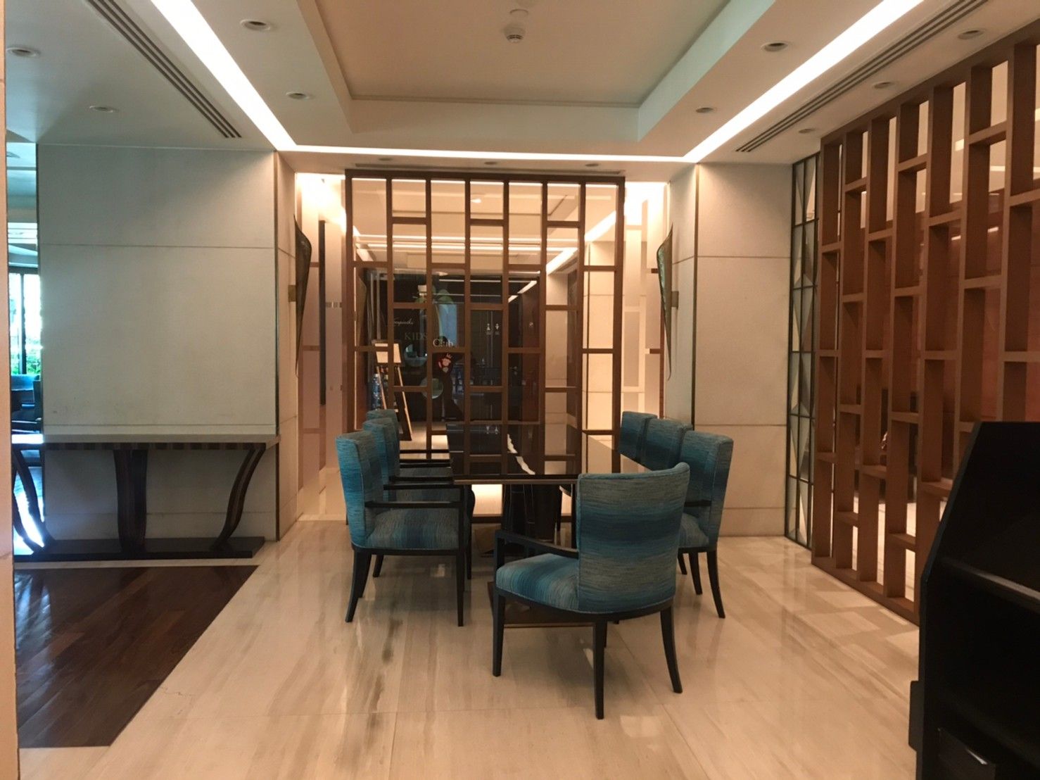 Siam Kempinski Hotel