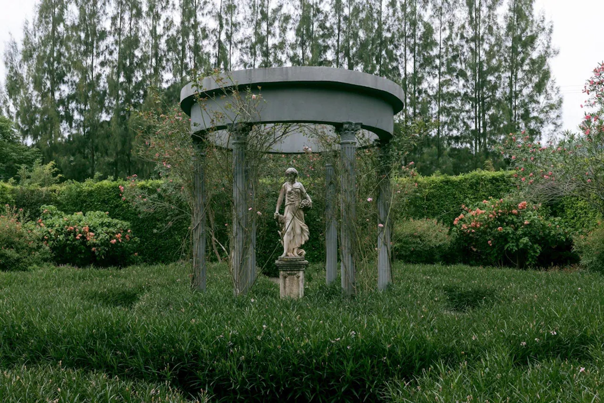 Maison Mystique