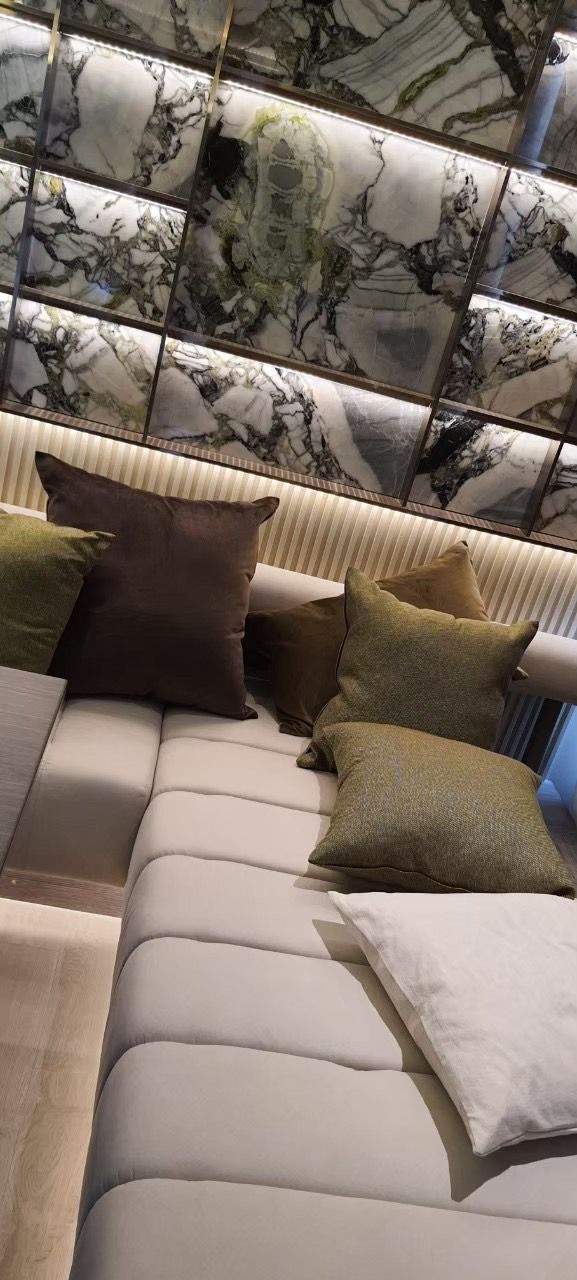KALM Penthouse Ari